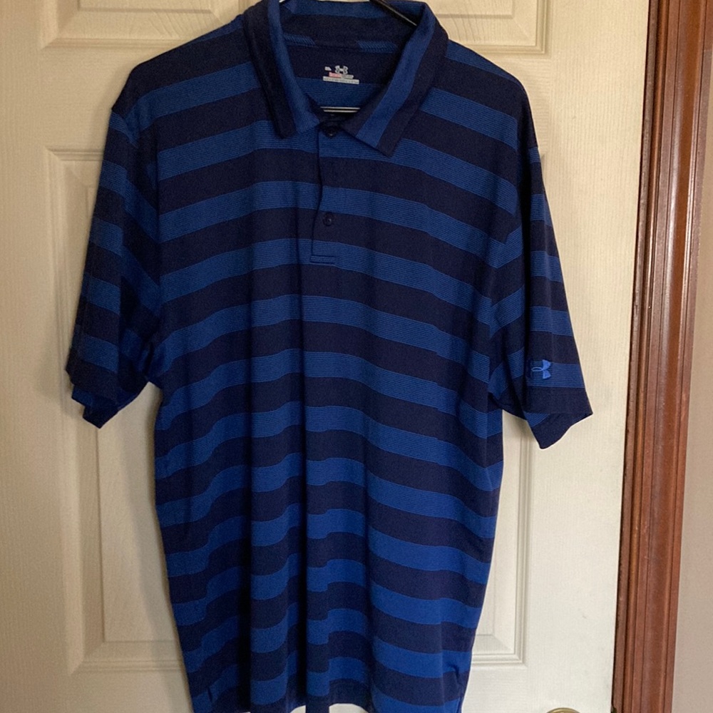 Men’s Under Armour Polo, size XL, heat gear 2 shades of blue.